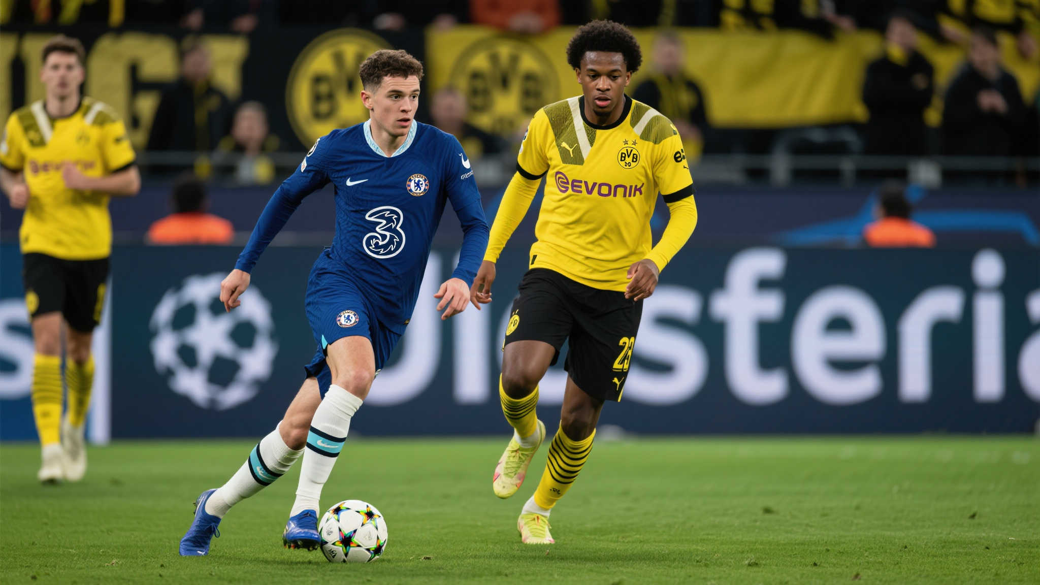 米克尔:贝林厄姆让我联想到兰帕德,他将在多特大放异彩 精神属性:超越年龄的领袖气质
除了技术层面的相似